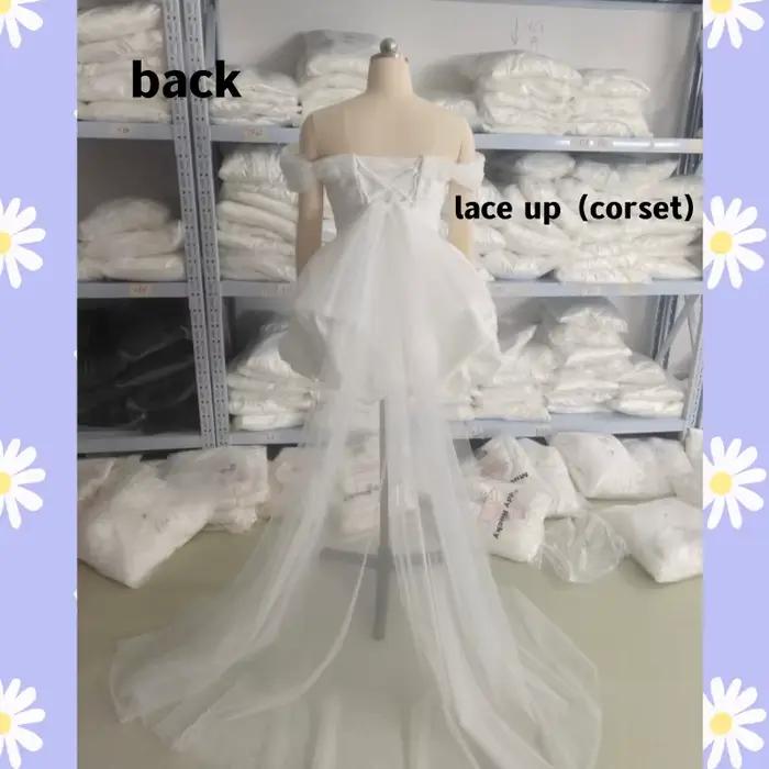 Robe de Mariée Courte Classique et Élégante