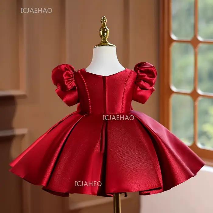 Robe pour filles, spectacle de concours d'hôte