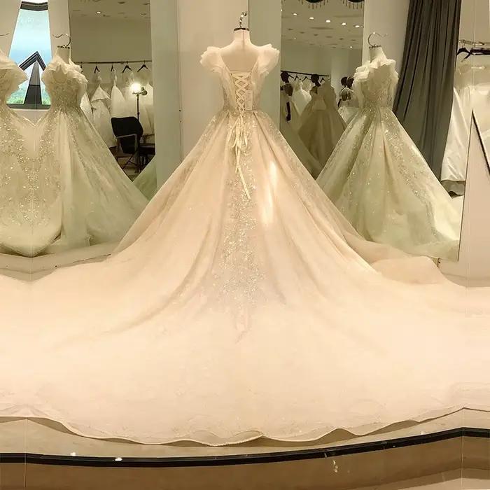 Robe de Mariée Personnalisée avec Manches à Volants