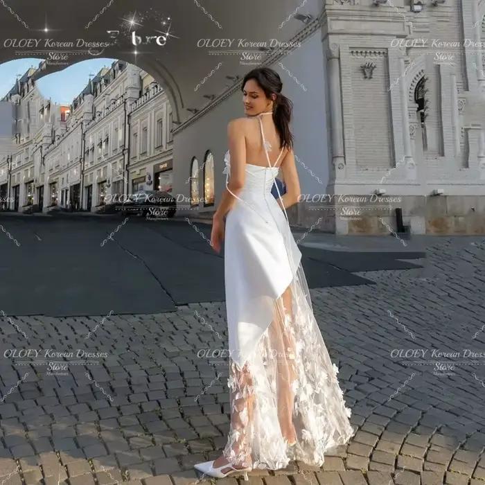 Robe de mariée OLOEY chic ivoire à bretelles spaghetti