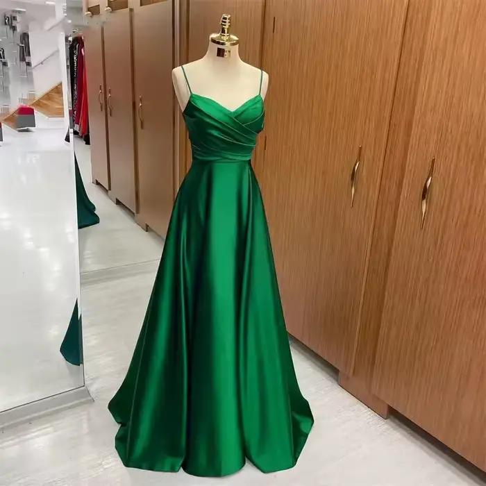 Drak vert robe formelle col en V plissé