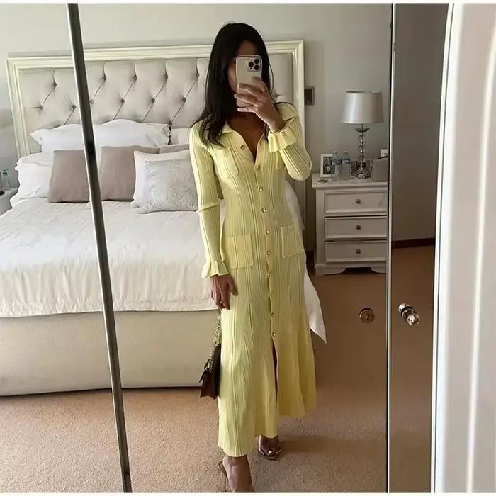 Robe tricotée d'hiver pour femmes