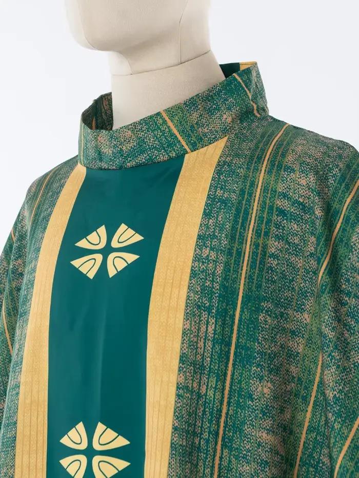 Robe médiévale avec revers et manches longues