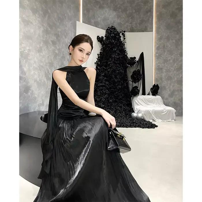 Élégant blanc licou Robe longue femmes fête bal arc noir Maxi robes mode Sexy dos nu