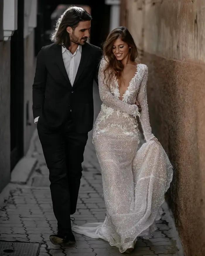 Robe de Mariée Personnalisée en Dentelle Ajourée