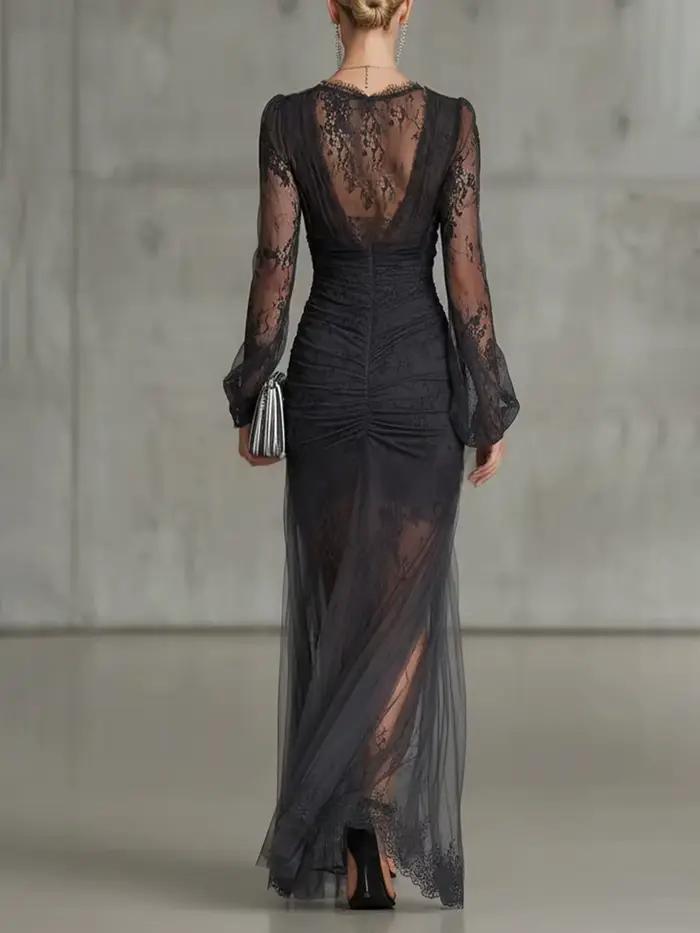 Robe de soirée en dentelle noire