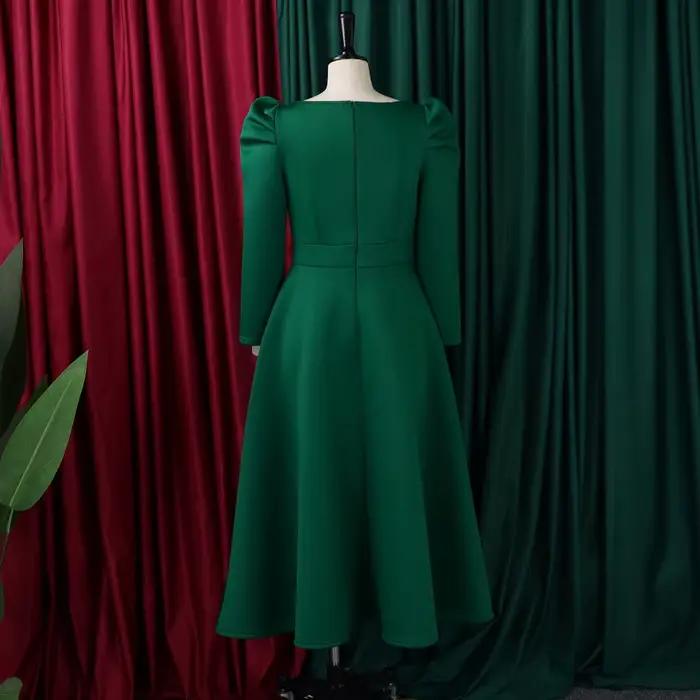 Robes Élégantes pour Femme 2026 – Col Carré