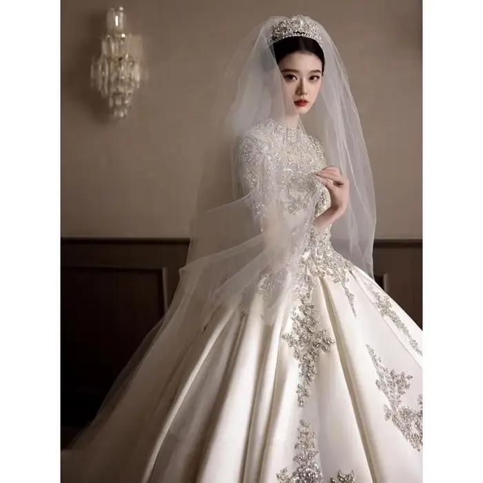 Robe de mariée Palace en Satin à manches longues
