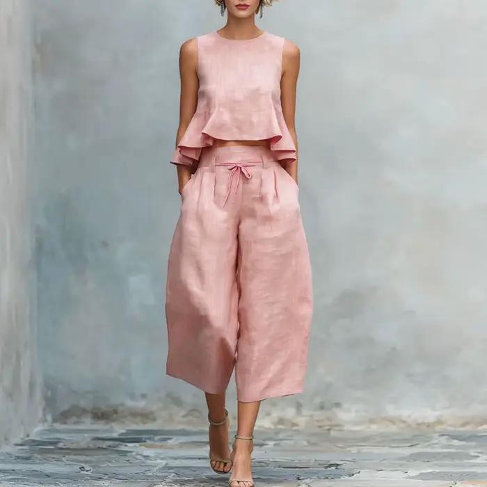 Ensemble décontracté élégant pour femmes avec débardeur sans manches et pantalon à volants pour occasions spéciales et quotidienne
