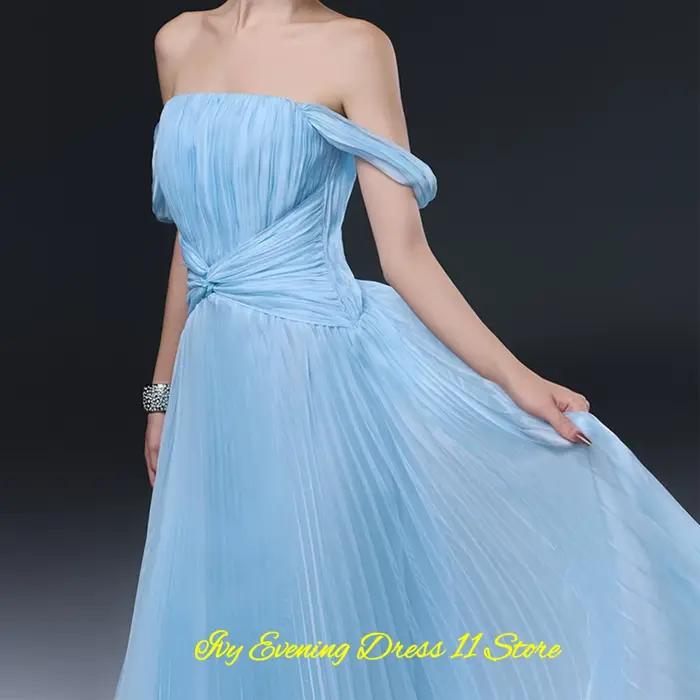 Robe de soirée élégante en mousseline de soie bleue