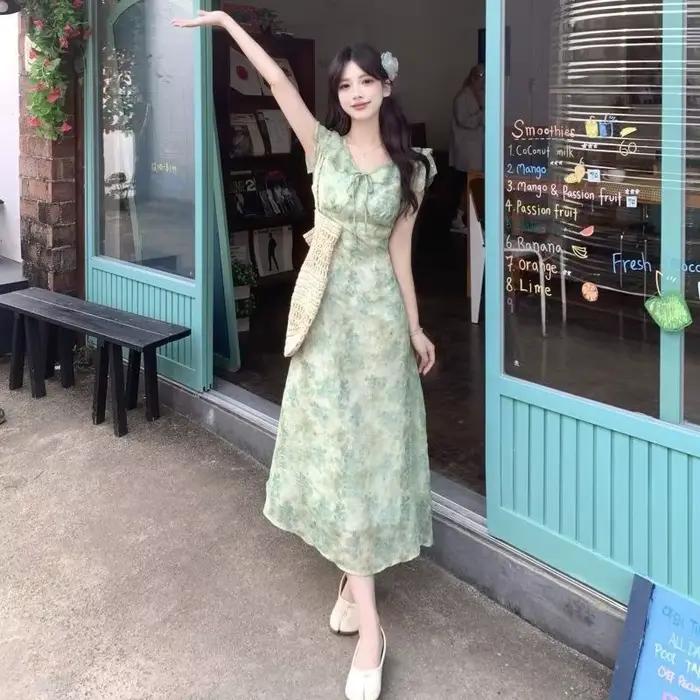 Robe longue sans manches à imprimé floral vert français