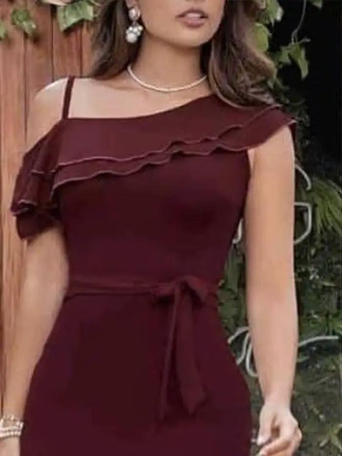 Robe bordeaux à une épaule pour femme
