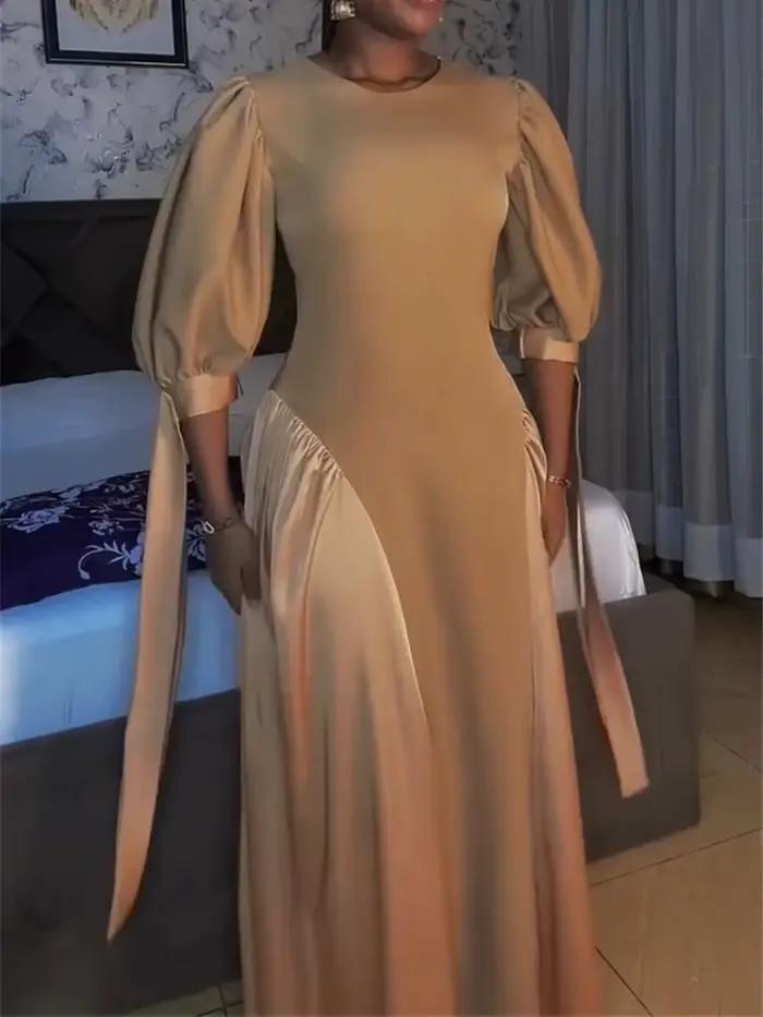 Robes à col rond pour femmes