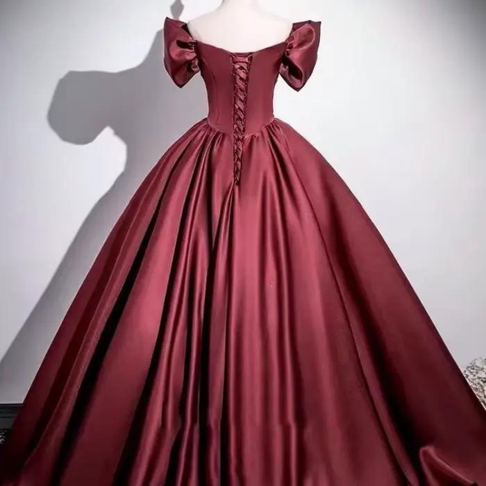 Robe de soirée élégante rouge vin