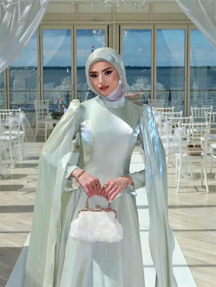 Robe de soirée modeste Contessa sur mesure vert sauge