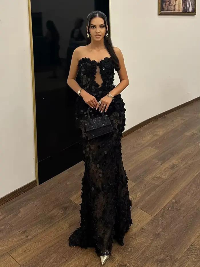 Robes de soirée noires à paillettes florales – Conception sans bretelles avec détail en dentelle transparente Robe longue ajourée Vestidos Largos