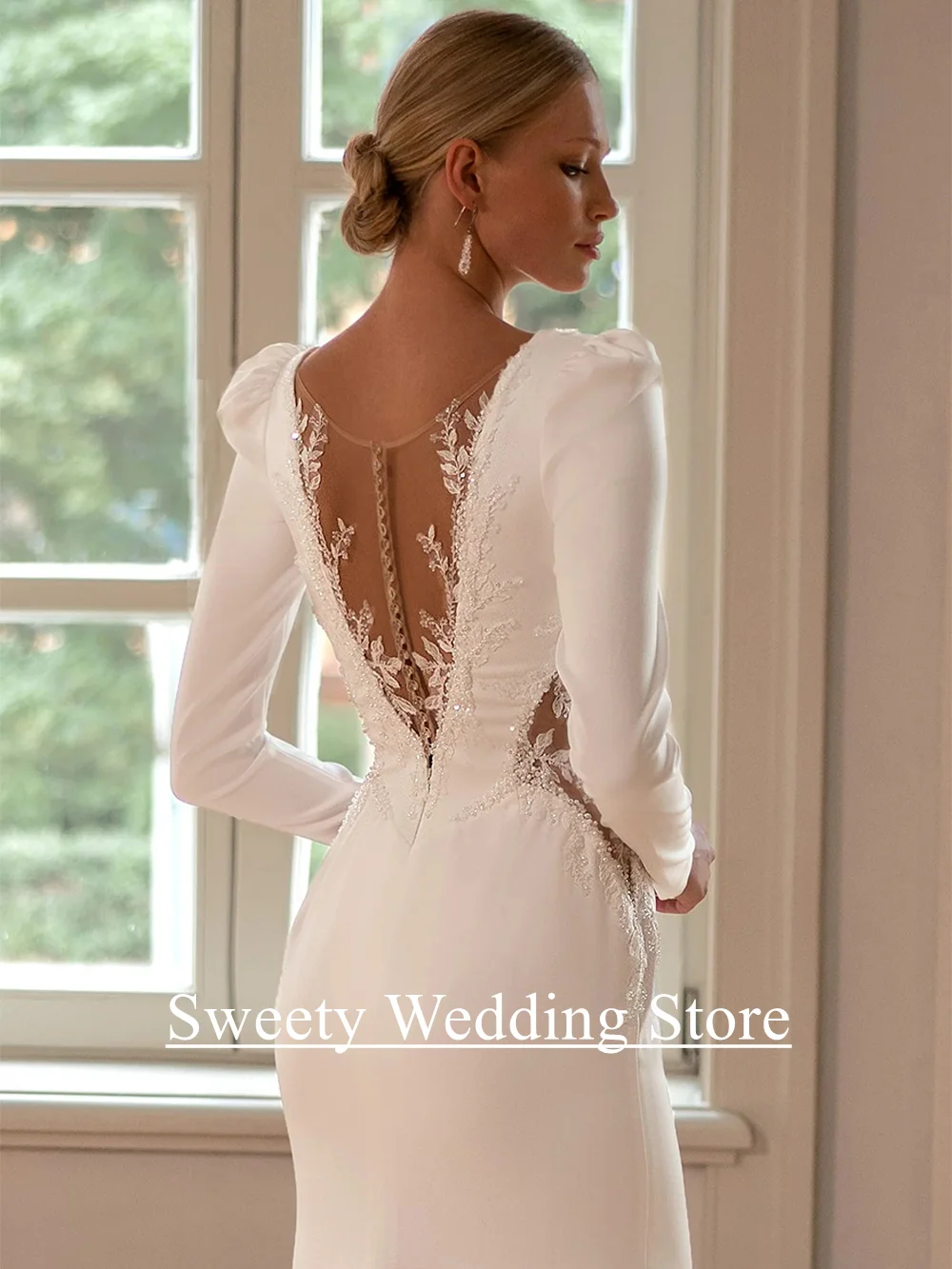 Robe de mariée sirène sexy personnalisée avec col en V profond, manches longues, appliques de perles et train de balayage pour cérémonie de mariage et occasions spéciales