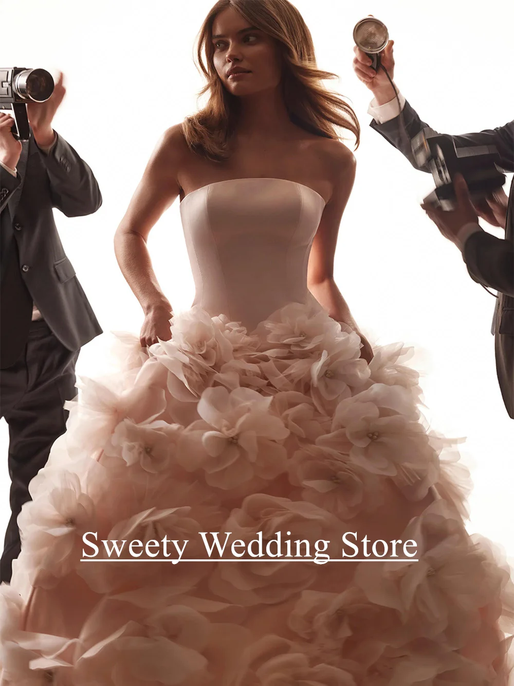 Robe de Mariée Arabe Exquise Personnalisée avec Perles et Fleurs Pour Femme Occasions Spéciales Cérémonies Traditionnelles