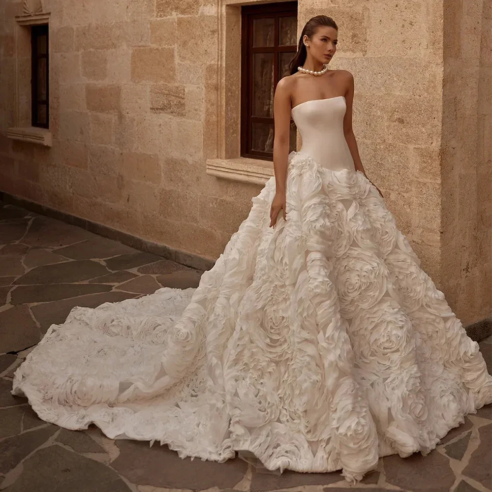 Magnifiques robes de mariée de bal personnalisées